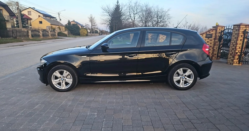 BMW Seria 1 cena 24900 przebieg: 93000, rok produkcji 2009 z Łobżenica małe 232
